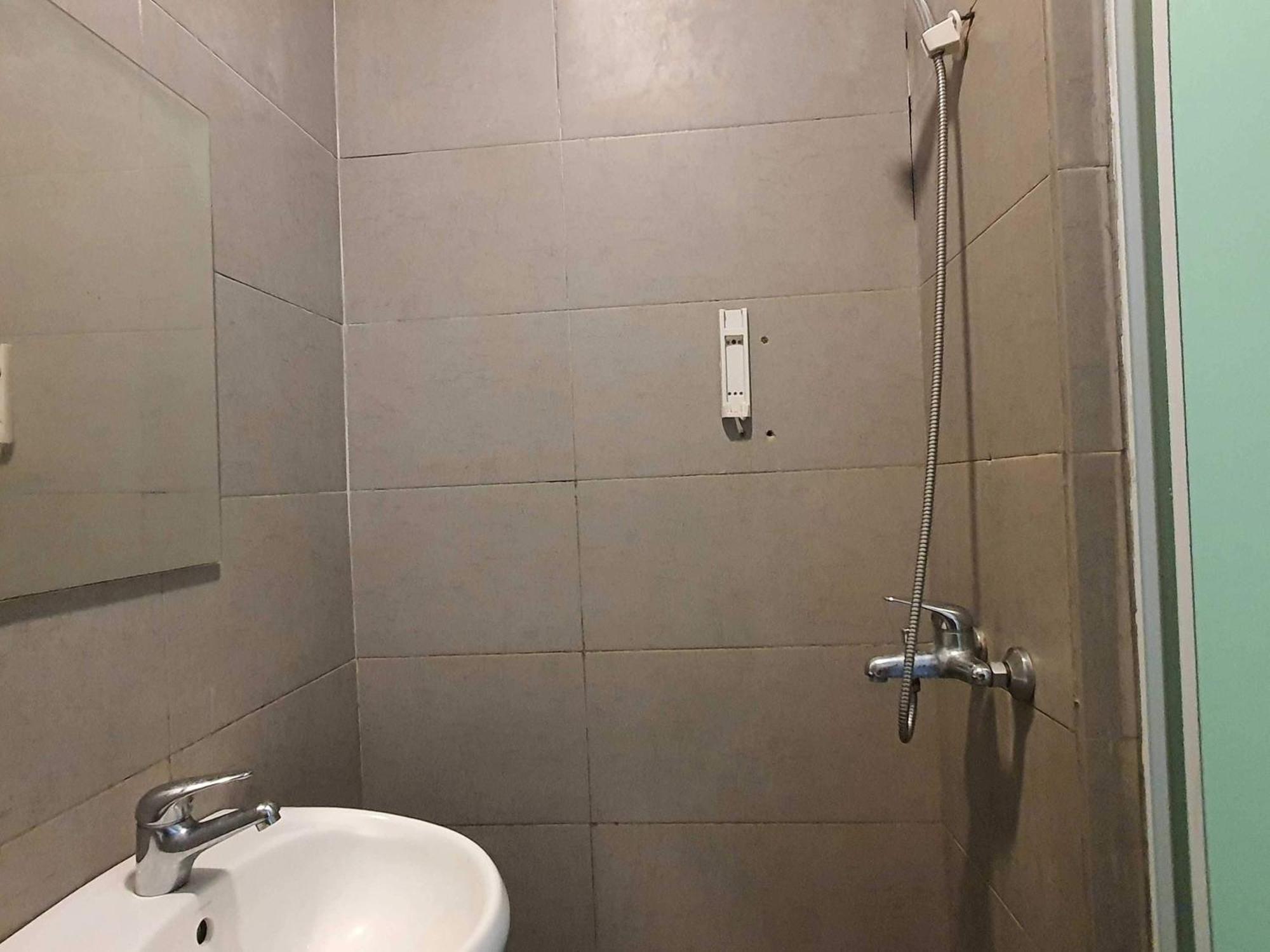 Oyo 91053 Signature Inn Мири Екстериор снимка